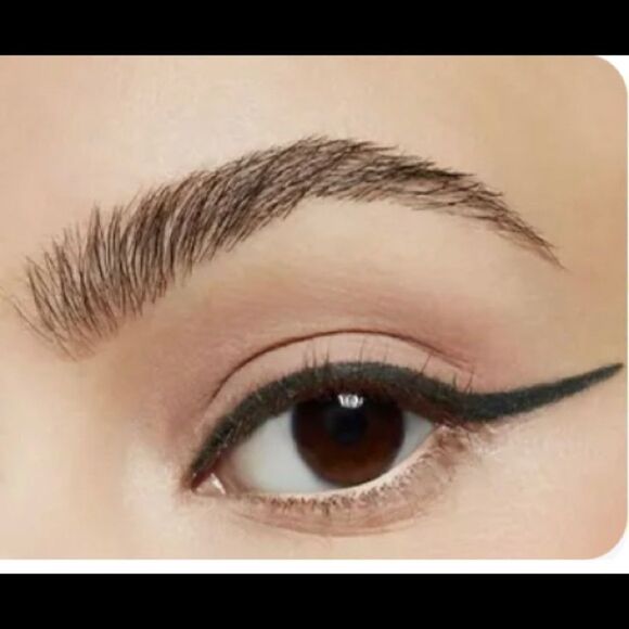 1 LEFT! Late Night-Mac Liquidlast 24-hr waterproof liner - Picture 7 of 10